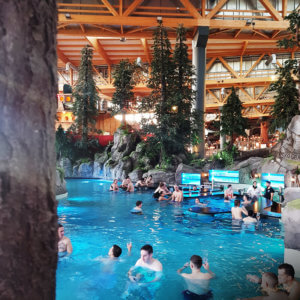 rulantica-waterpark_poolbar