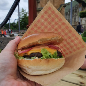toverland-summer-feeling-2021-food-hamburger