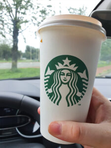 toverland-summer-feeling-2021-starbucks