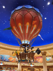 Een bezoek aan Disney kan niet zonder World of Disney!
