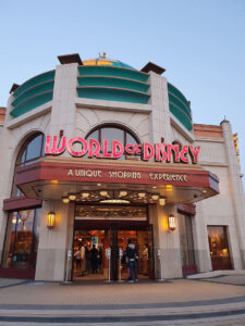Een bezoek aan Disney kan niet zonder World of Disney!