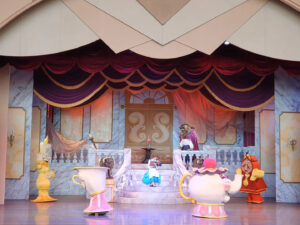 disney-hollywood-studios-beauty-and-the-beast-theatershow-7