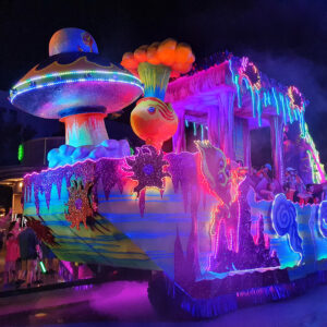 universal-orlando-mardi-gras-float-11