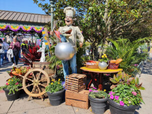 universal-orlando-mardi-gras-theming-5