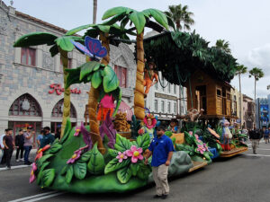 universal-studios-orlando-superstar-parade-5