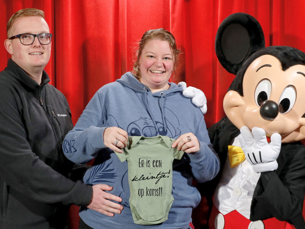 disneyland-paris-meet-mickey-mouse-2
